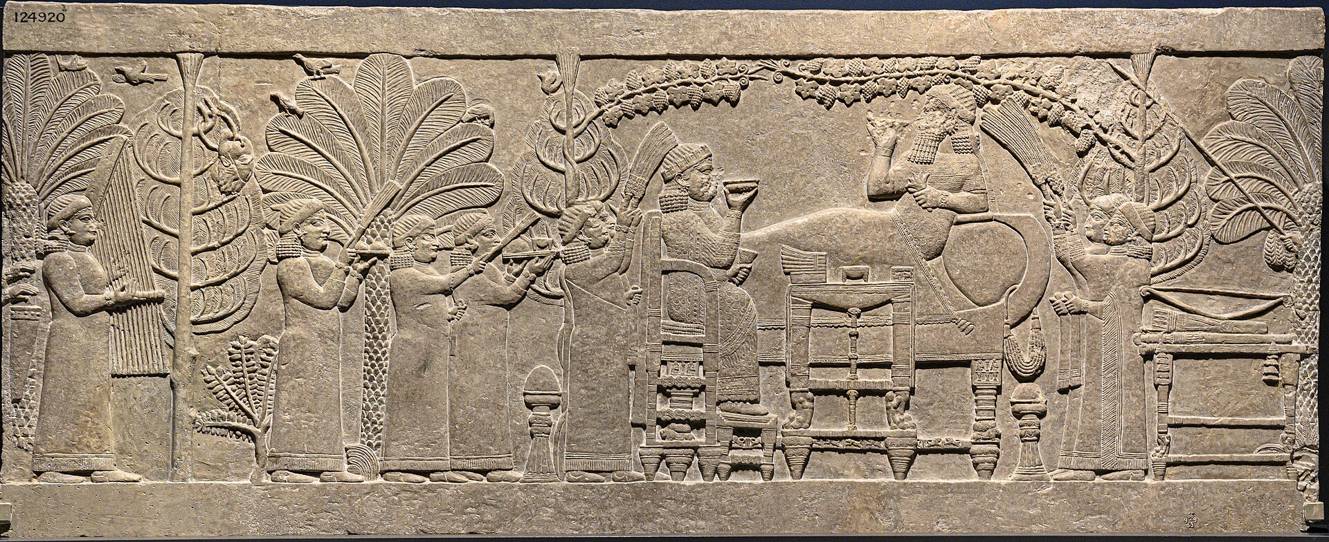 Irak y N铆nive vuelven a fascinar al mundo con un espectacular relieve que arque贸logos brit谩nicos pasaron por alto en el s. XIX