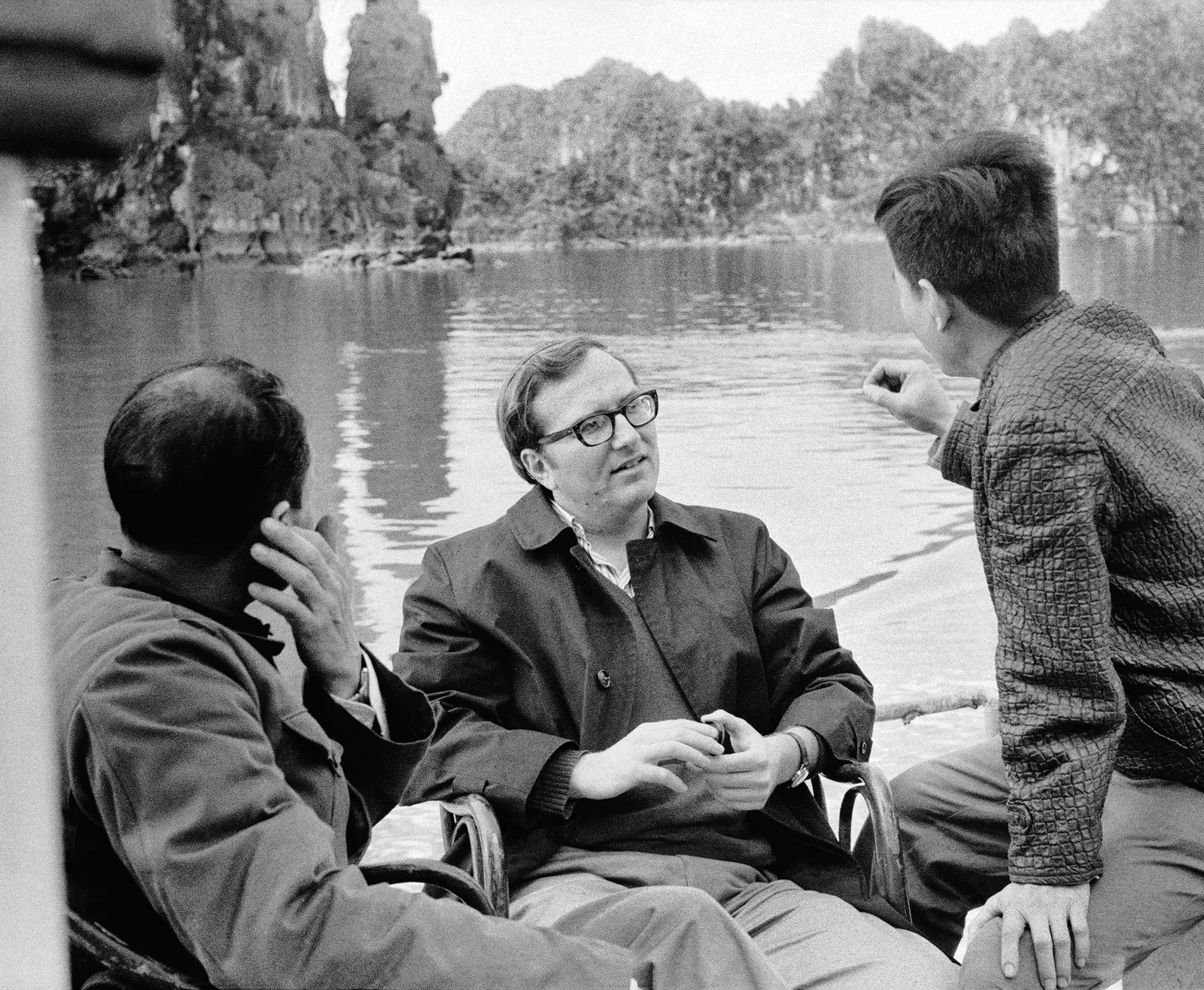 La muerte del periodismo: una luz de noviembre en Vietnam; una sombra en las garras del poder