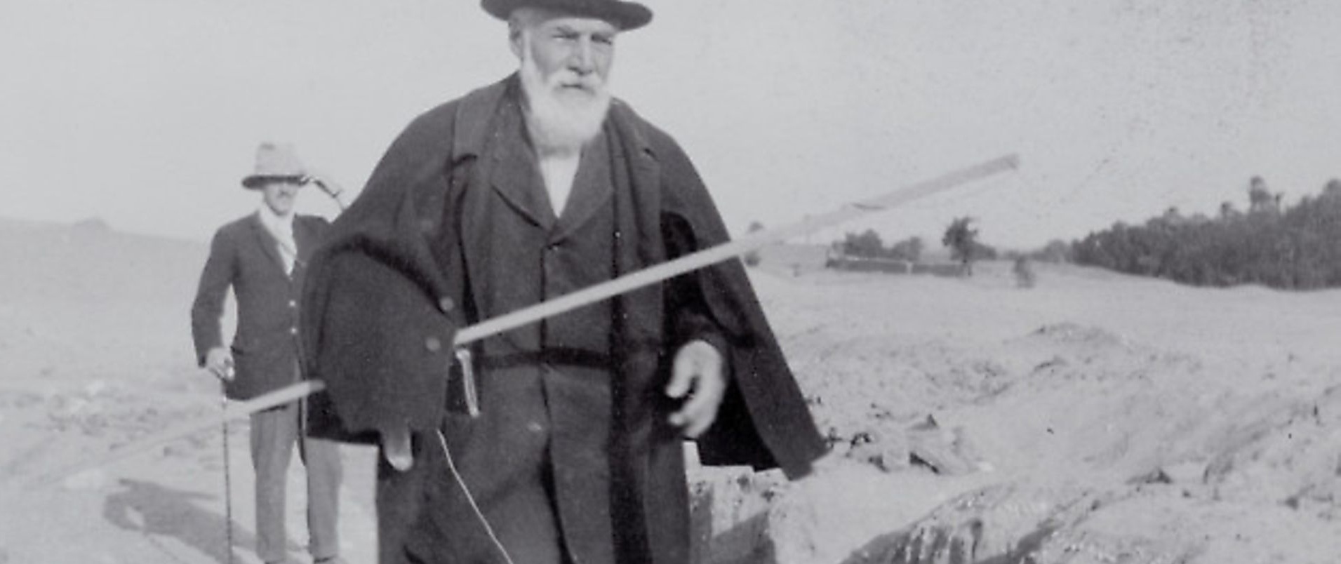 La Biblia y el saqueo de sus tesoros: ciencia, expolio y colonias, el hambre del Imperio Británico